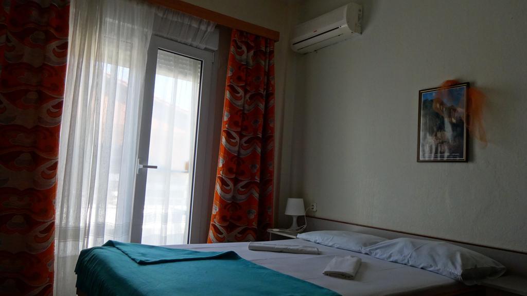 Hotel Dias Apartment Μακρύγιαλος Δωμάτιο φωτογραφία